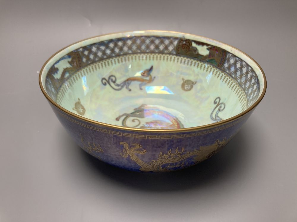 A Wedgwood lustre dragon decorated bowl, diameter 21cm